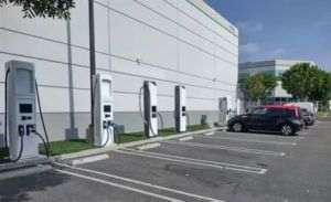 PPC Blue şi Selgros extind reţeaua de încărcare pentru maşini electrice în România